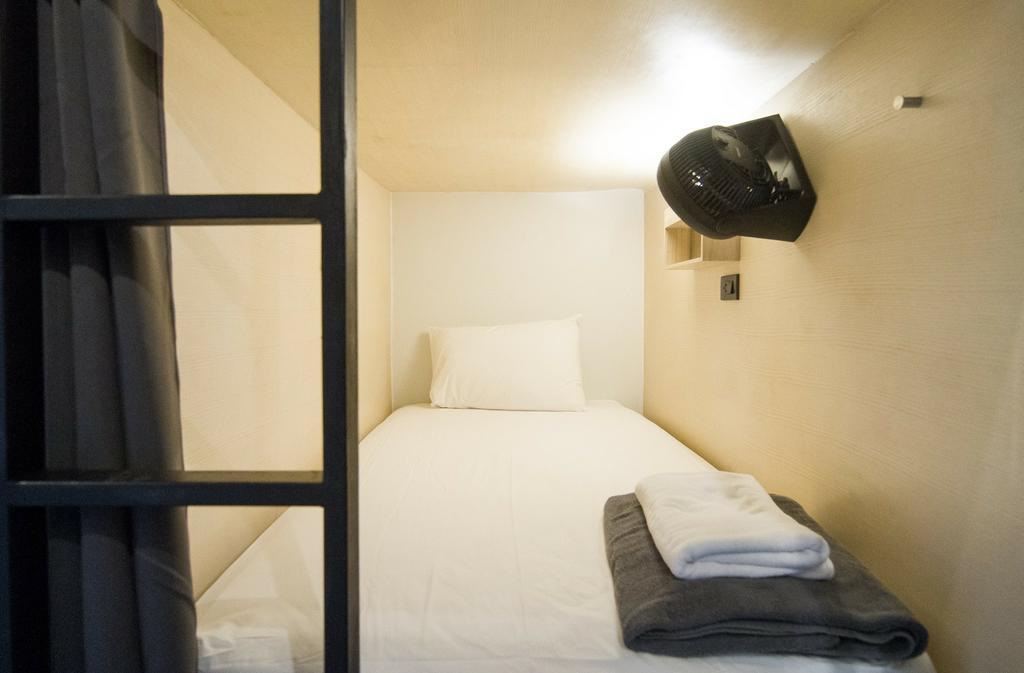 Box Poshtel