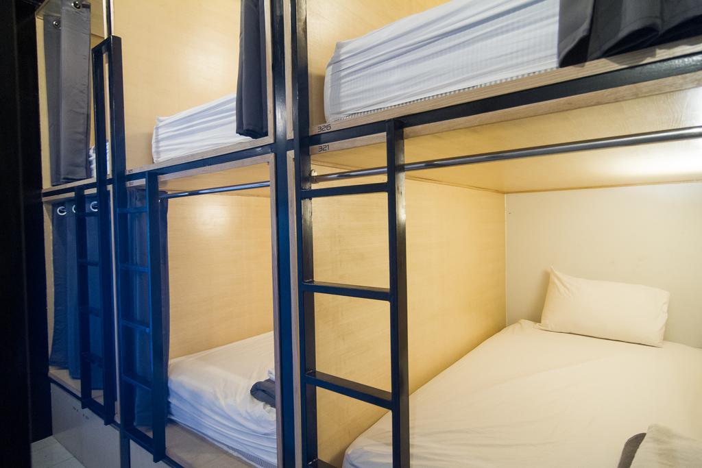 Box Poshtel