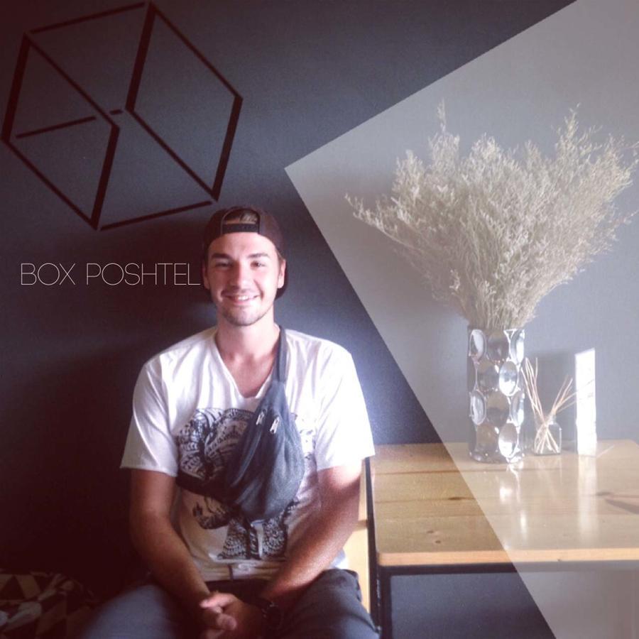 Vandrerhjem Box Poshtel *